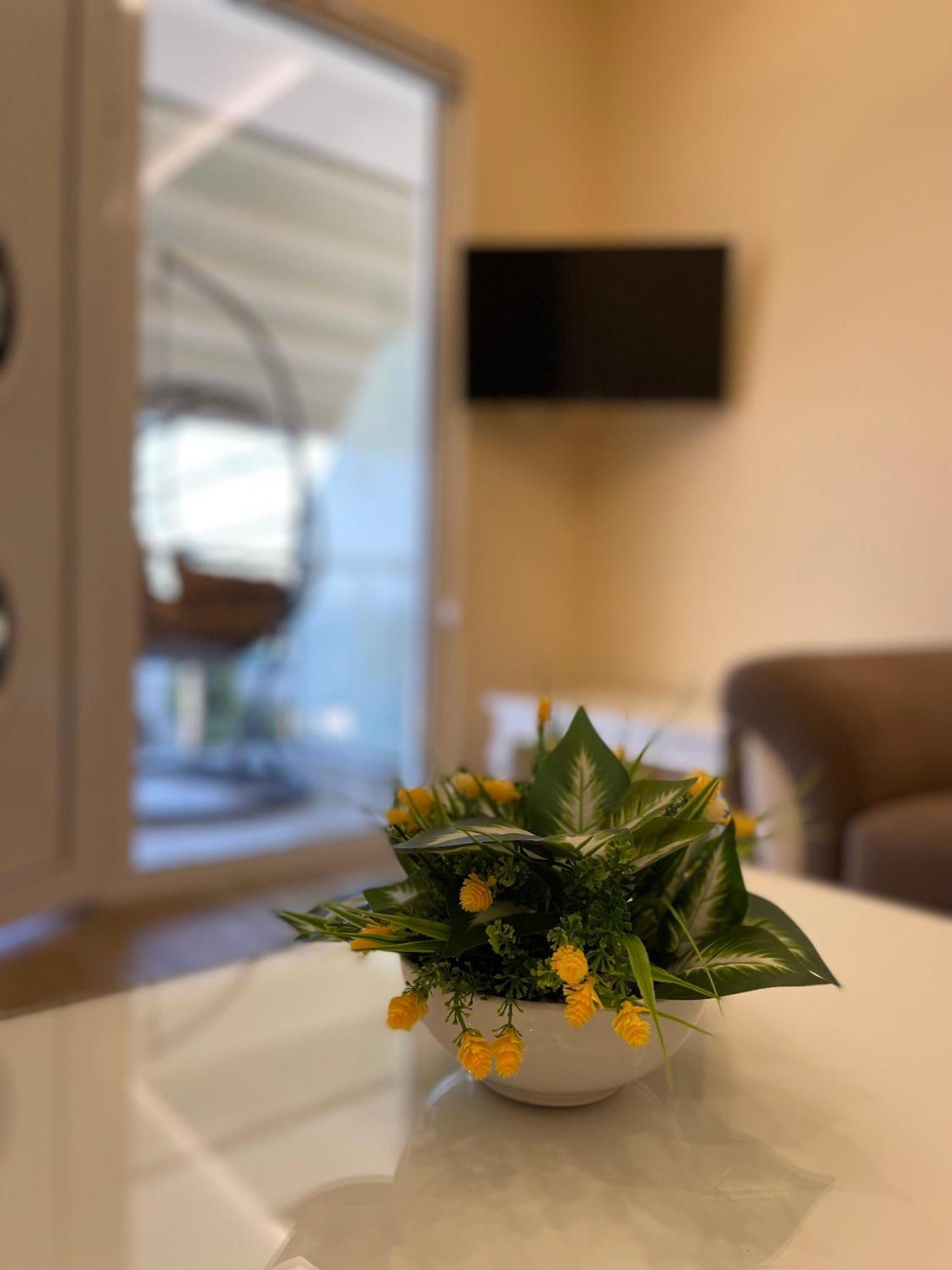 Orizzonte Blu Borsh Appartement Buitenkant foto